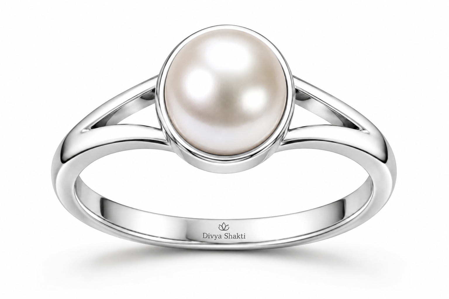 Pearl (Moti) silver ring